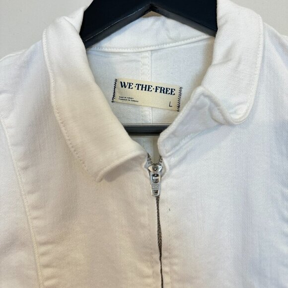 FREE PEOPLE Jayde Denim Flared Jumpsuit in Pure White Size Large - Picture 6 of 10